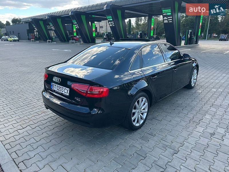 Седан Audi A4 2013 в Одессе