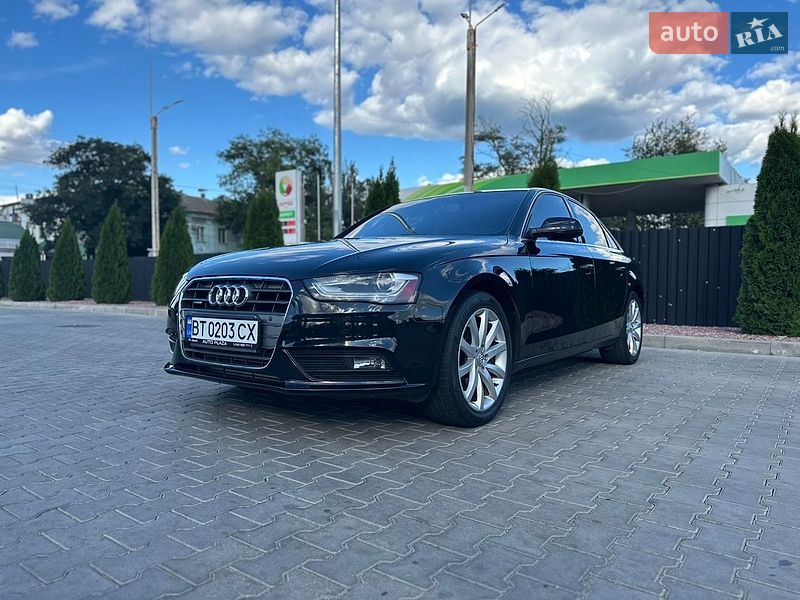Седан Audi A4 2013 в Одессе