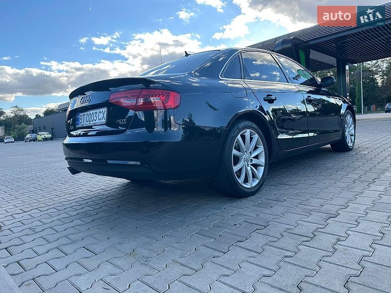 Седан Audi A4 2013 в Одессе