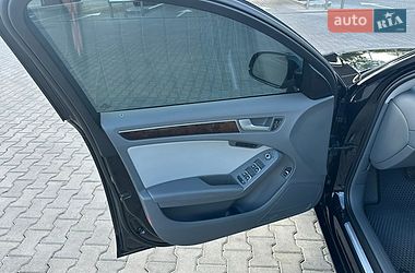 Седан Audi A4 2013 в Одессе