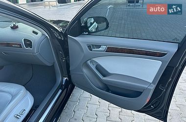 Седан Audi A4 2013 в Одессе