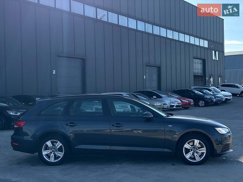 Универсал Audi A4 2017 в Львове