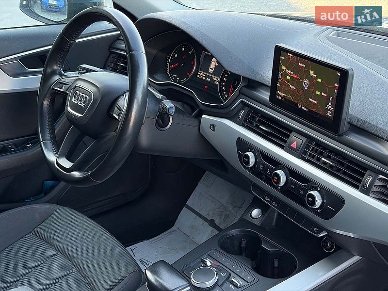 Универсал Audi A4 2017 в Львове