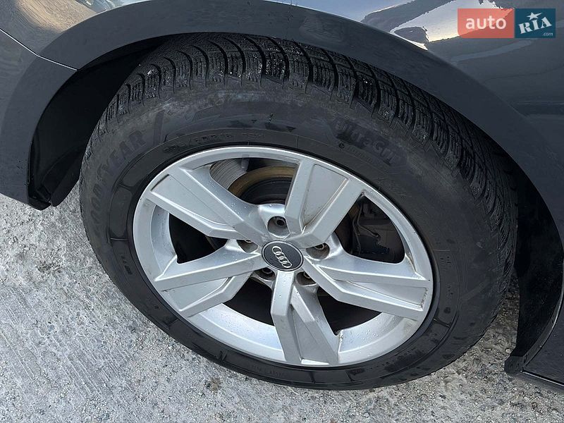 Универсал Audi A4 2017 в Львове