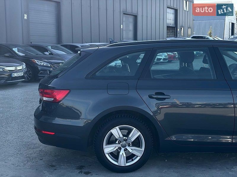 Универсал Audi A4 2017 в Львове