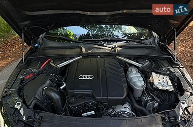 Седан Audi A4 2022 в Вінниці