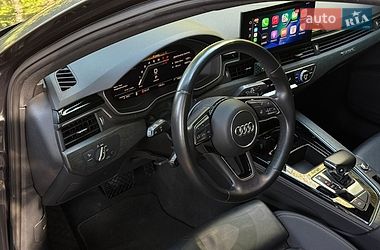 Седан Audi A4 2022 в Вінниці