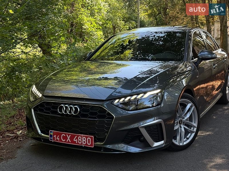 Седан Audi A4 2022 в Вінниці