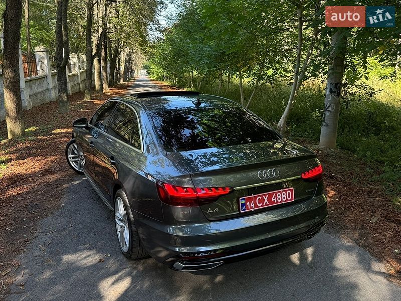 Седан Audi A4 2022 в Вінниці