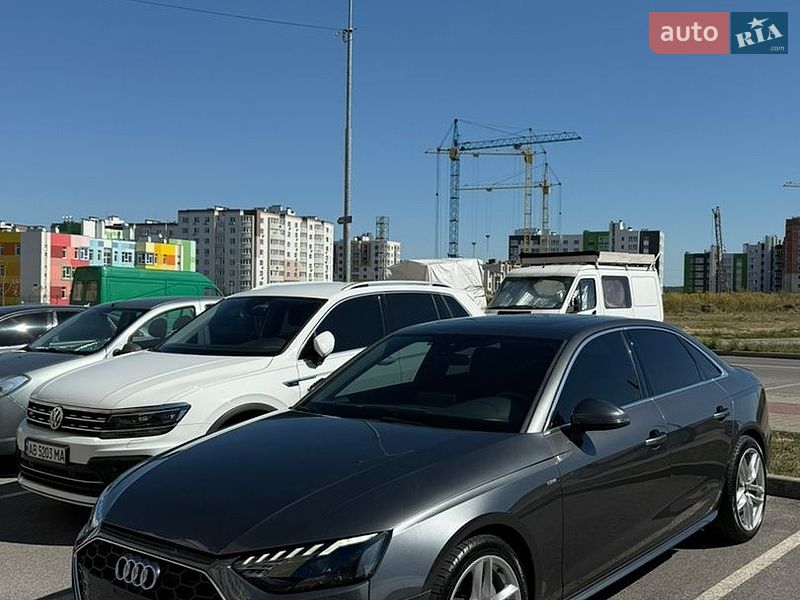 Седан Audi A4 2022 в Вінниці