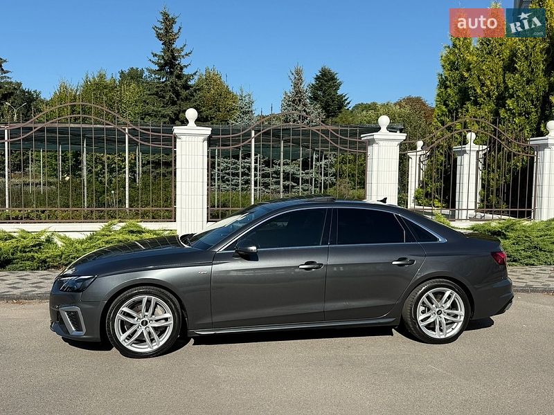 Седан Audi A4 2022 в Вінниці