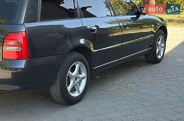 Универсал Audi A4 1999 в Кременце