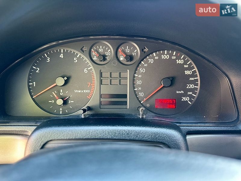 Универсал Audi A4 1999 в Кременце