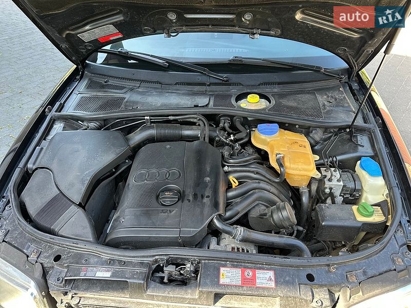 Универсал Audi A4 1999 в Кременце
