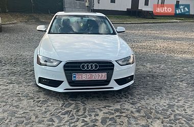 Седан Audi A4 2015 в Луцьку