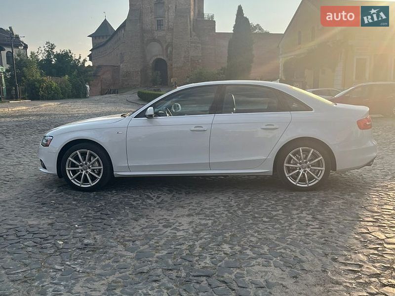 Седан Audi A4 2015 в Луцьку
