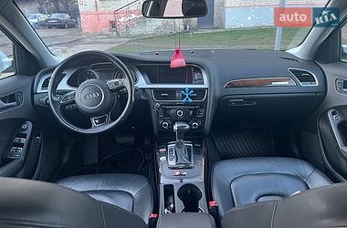 Седан Audi A4 2015 в Луцьку