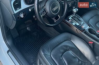 Седан Audi A4 2015 в Луцьку