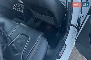 Седан Audi A4 2015 в Луцьку