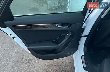 Седан Audi A4 2015 в Луцьку
