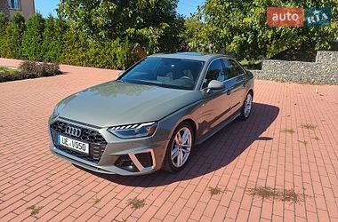 Audi A4  2023