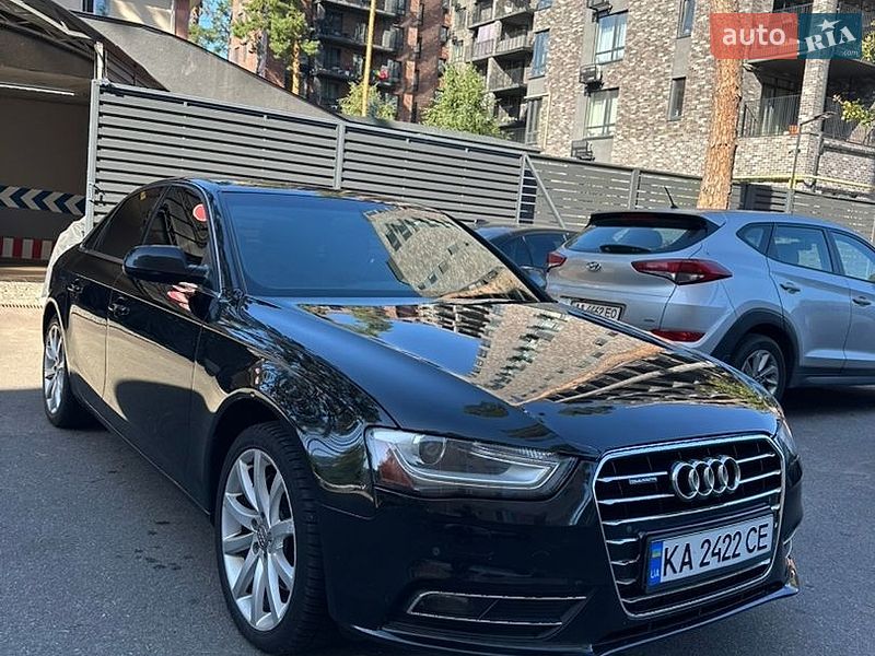 Седан Audi A4 2013 в Києві