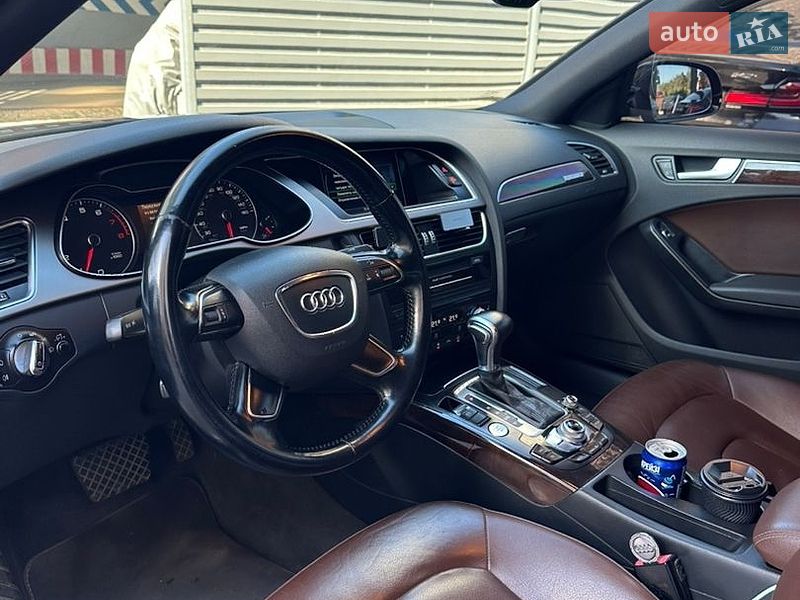 Седан Audi A4 2013 в Києві