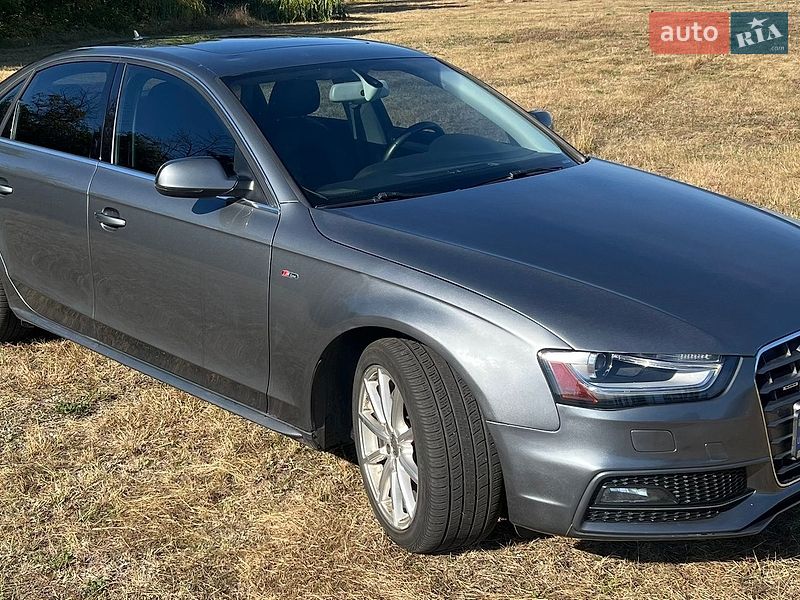 Седан Audi A4 2014 в Киеве