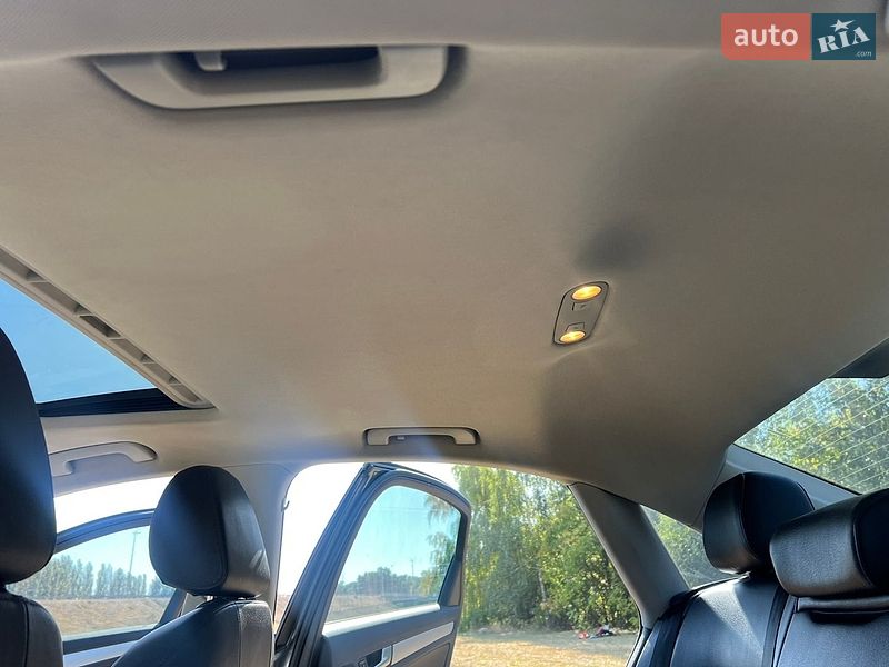 Седан Audi A4 2014 в Киеве