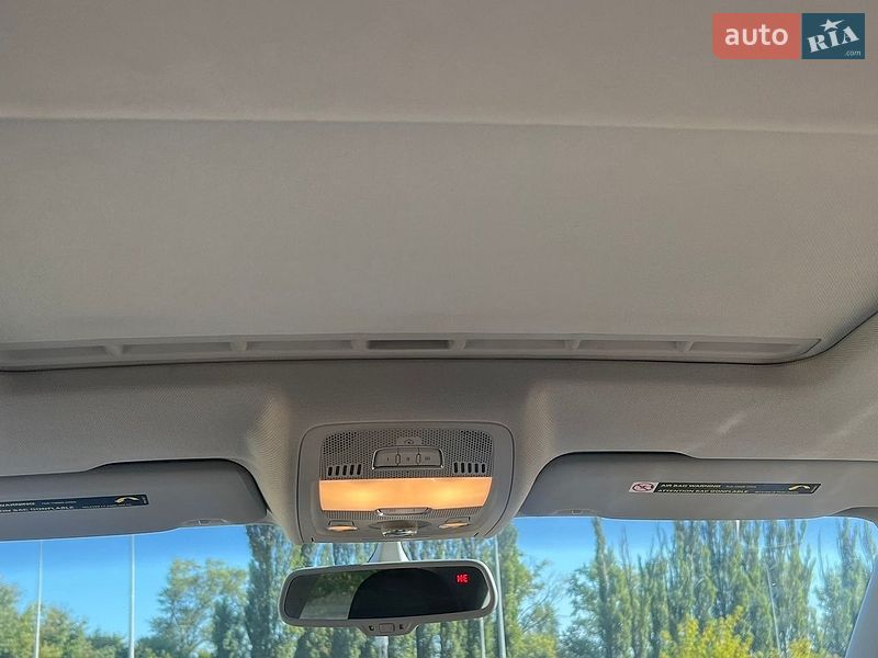 Седан Audi A4 2014 в Киеве