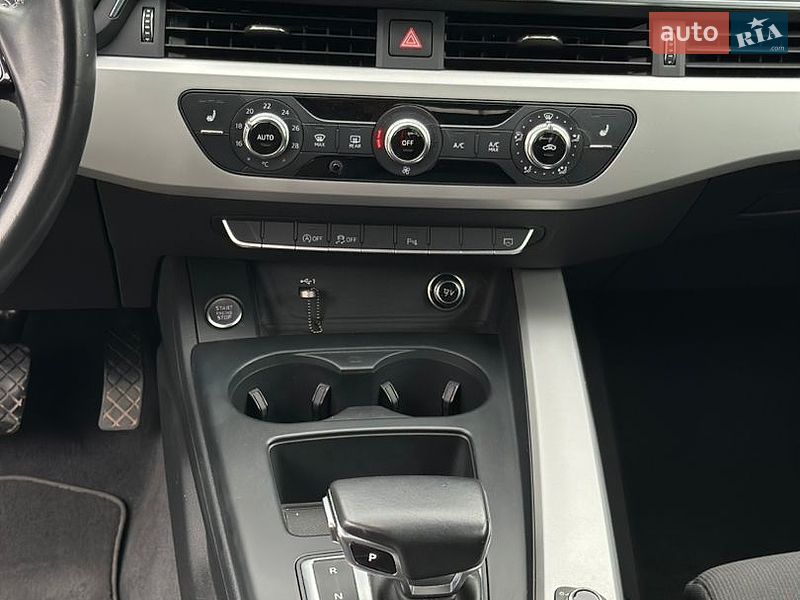 Универсал Audi A4 2020 в Старом Самборе