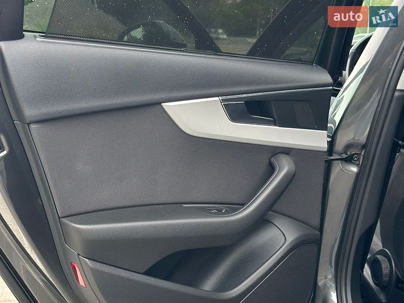 Универсал Audi A4 2020 в Старом Самборе