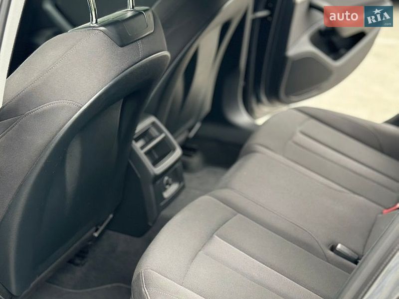 Универсал Audi A4 2020 в Старом Самборе