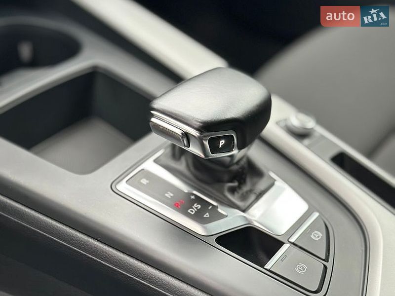 Универсал Audi A4 2020 в Старом Самборе