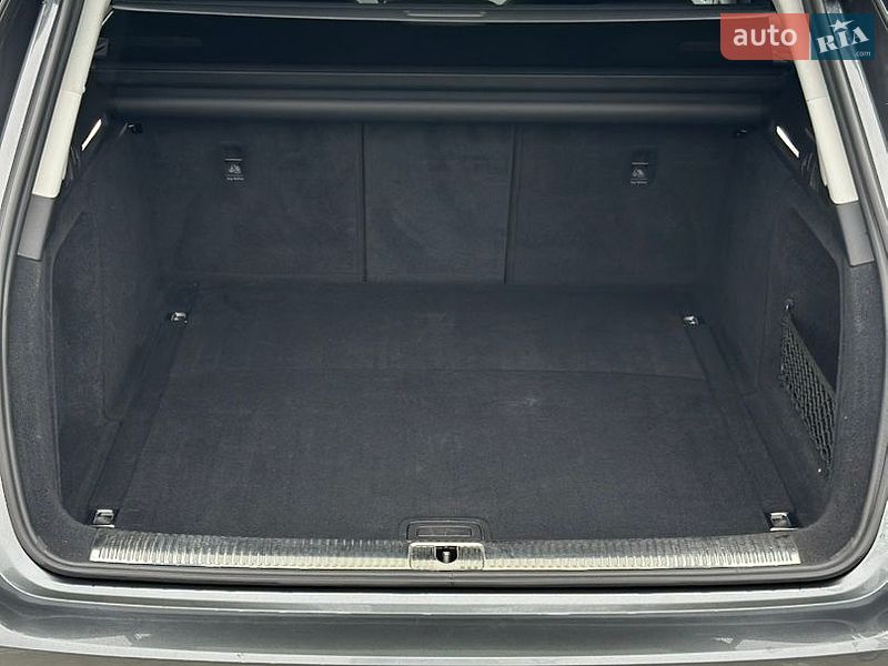 Универсал Audi A4 2020 в Старом Самборе
