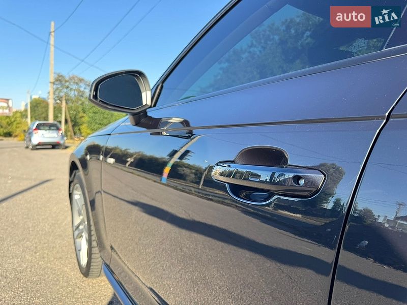 Седан Audi A4 2017 в Харкові