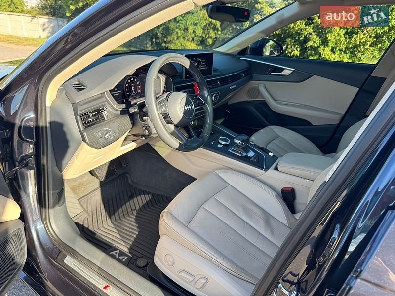 Седан Audi A4 2017 в Харкові