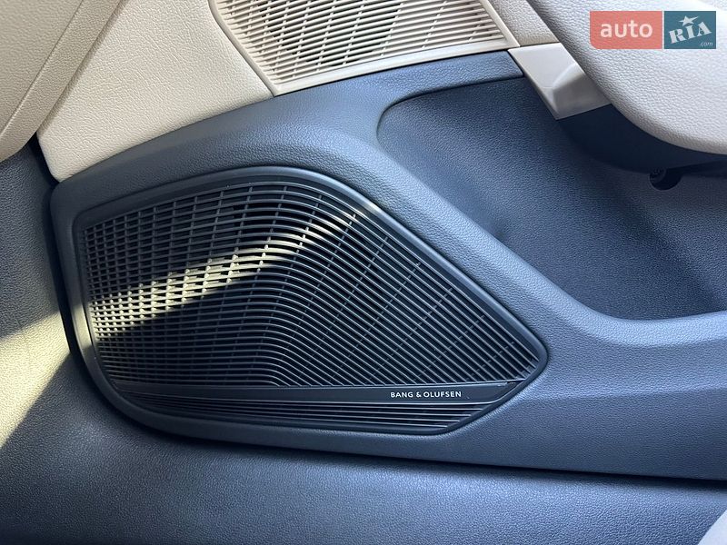 Седан Audi A4 2017 в Харкові