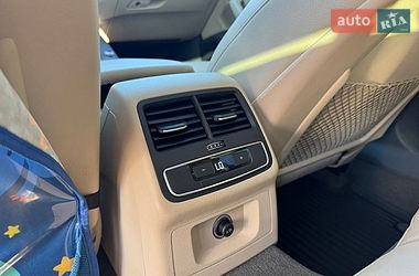 Седан Audi A4 2017 в Харкові