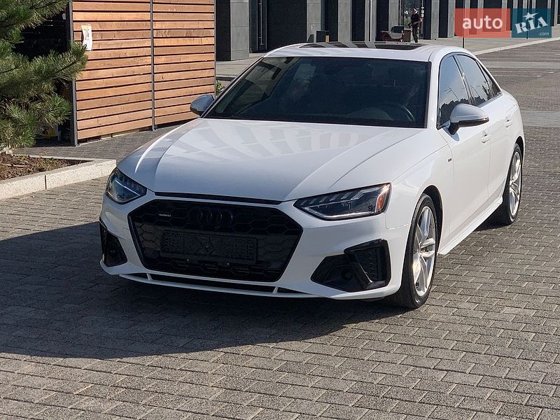 Седан Audi A4 2023 в Киеве