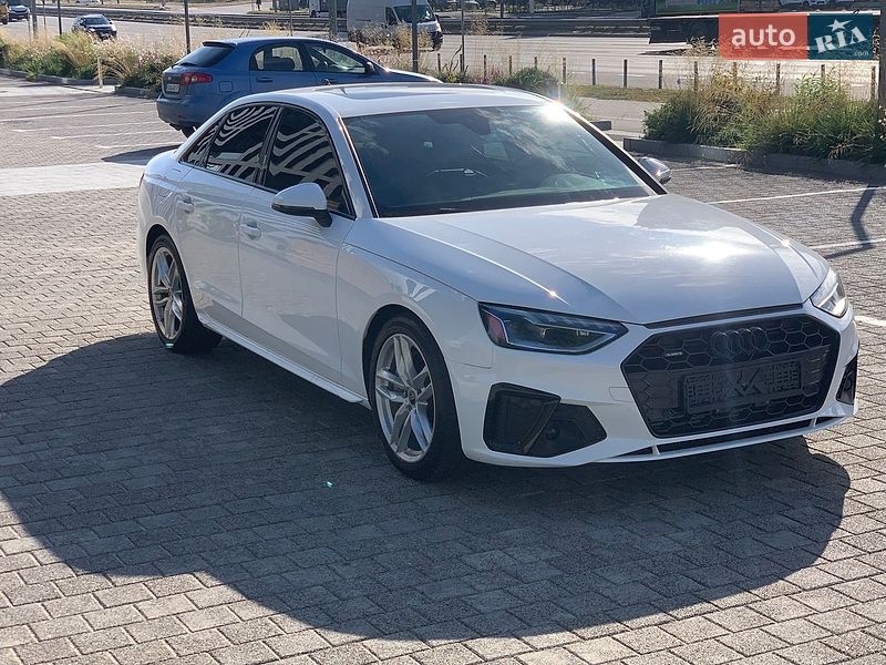 Седан Audi A4 2023 в Киеве