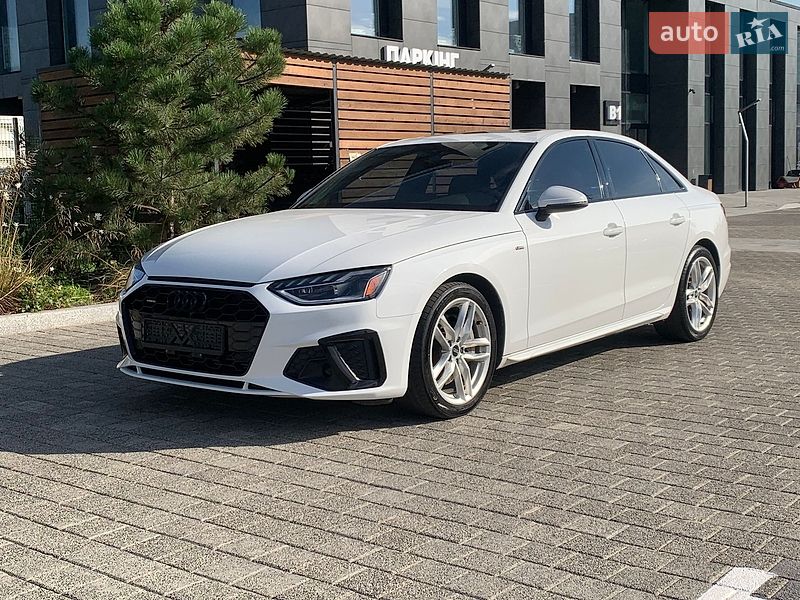 Седан Audi A4 2023 в Киеве