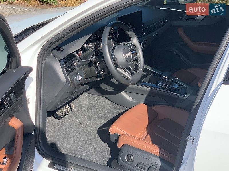Седан Audi A4 2023 в Киеве
