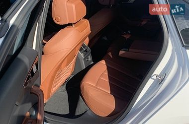 Седан Audi A4 2023 в Киеве