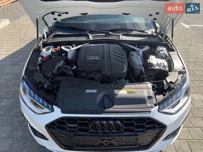 Седан Audi A4 2023 в Киеве