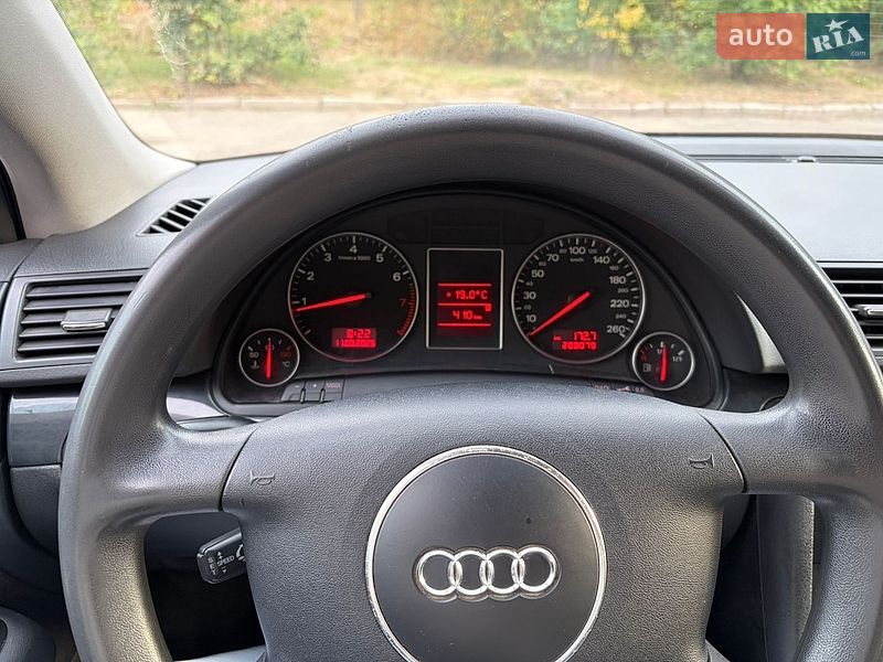 Седан Audi A4 2002 в Полтаве