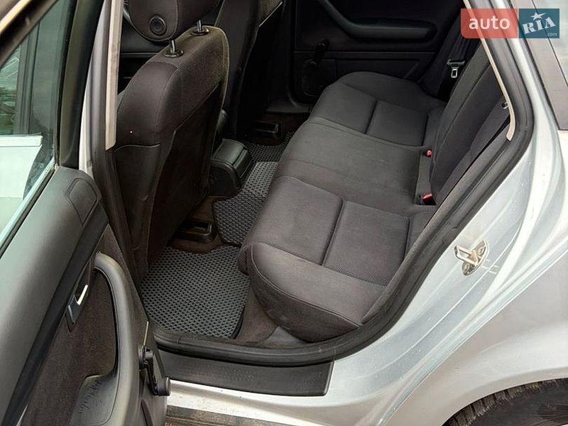 Седан Audi A4 2002 в Полтаве