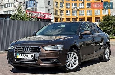 Седан Audi A4 2012 в Днепре Седан Audi A4 2012 в Днепре