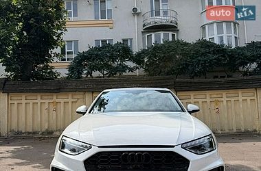 Audi A4  2021