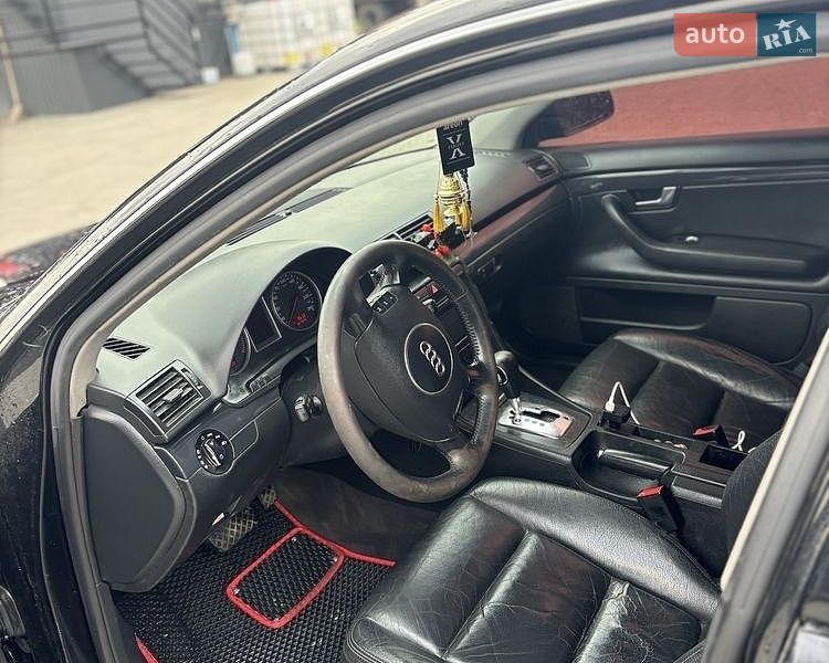 Универсал Audi A4 2002 в Косове